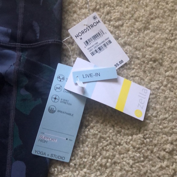 Zella Live In Crops Camo Medium - Picture 2 of 5